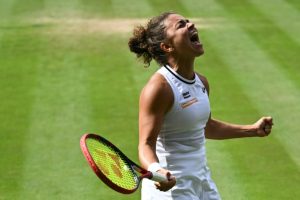 Paolini arrache à Vekic le billet pour la finale