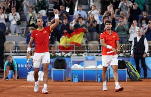 Rafael Nadal et Carlos Alcaraz réussissent leur premier test aux JO de Paris.