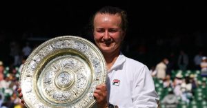 Tennis – Wimbledon (F) : Krejcikova l’emporte face à Paolini pour son deuxième titre en Grand Chelem