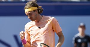 Tsitsipas facile, rejoint le dernier carré – rts.ch