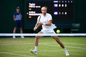 Une fin de match tendue au deuxième tour de Wimbledon entre Rinderknech et Fritz
