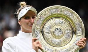 Vondrousova, première championne battue au 1er tour depuis… Steffi Graf il y a 30 ans !