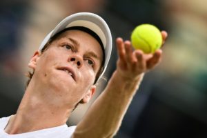 Wimbledon: Alcaraz et Sinner se rapprochent d&rsquo;un duel