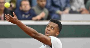 ATP – Rolex Paris Masters > Mpetshi Perricard, après sa victoire contre Tiafoe : « Je suis prêt à assumer ce risque jusqu&rsquo;à la fin de ma carrière »