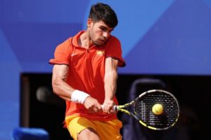 Après Djokovic, Alcaraz déclare aussi forfait