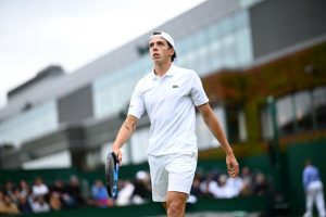 Arthur Cazaux domine Pablo Carreno Busta et rallie le 2e tour de l&rsquo;US Open