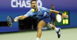 Djokovic s&rsquo;impose avant la limite face à Djere – rts.ch