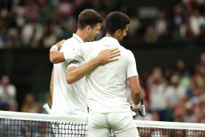 Hubert Hurkacz s&rsquo;insprie de Novak Djokovic pour faire son retour sur le circuit