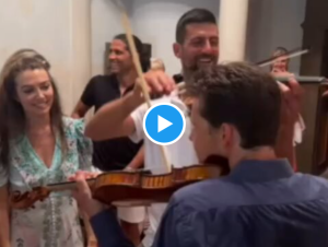 Insolite > Novak Djokovic fait honneur à sa célébration en débloquant un nouveau talent !