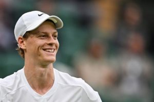Jannik sinner élimine Tabilo en 1/8e de finale et se qualifie pour le Masters