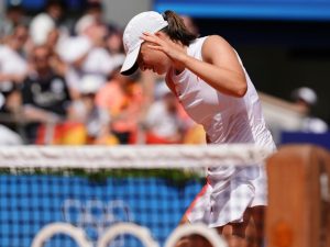 La détresse de Swiatek qui a pleuré pendant 6 heures après sa défaite aux Jeux Olympiques