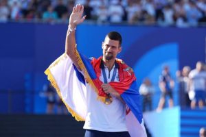 Le champion olympique Novak Djokovic accueilli en héros à son retour en Serbie