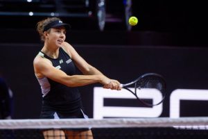 Linda Noskova bat Lulu Sun en finale à Monterrey et s&rsquo;offre le premier titre de sa carrière