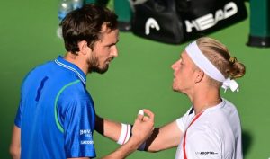 Medvedev chute d’entrée à Montréal !