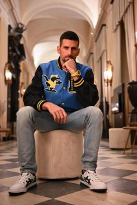 Novak Djokovic devient le joueur avec le plus de victoires sur l&rsquo;Arthur Ashe