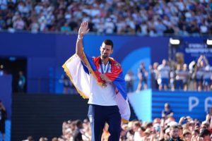 Novak Djokovic se rapproche de Jannik Sinner au classement, Alexei Popyrin aux portes du top 20 après son titre à Montréal