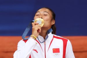 Qinwen Zheng se proclame championne olympique