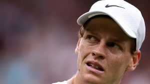 « Tu devrais être suspendu 2 ans », « Pris pour des c*** »: Jannik Sinner se fait démolir par des joueurs après ses contrôles positifs