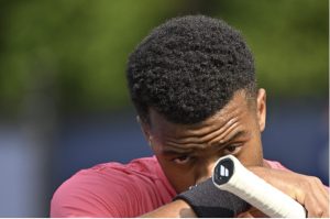 US Open > Giovanni Mpetshi Perricard revient sur terre : « J&rsquo;ai mis neuf jeux, je me suis fait exploser. Quand on a énormément d&rsquo;ambition et qu&rsquo;on fait un match comme ça, ça fait mal »