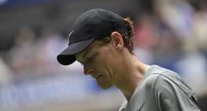 ATP – Rolex Paris Masters > Brad Gilbert, suite au forfait de Sinner : « Lorsqu&rsquo;une tête de série se retire, j&rsquo;aimerais que le tirage au sort soit modifié, même s&rsquo;il a déjà été effectué »