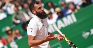 ATP, France > « La fin de carrière de Benoît Paire est pathétique. Il ne fait plus rire personne, il prend les gens pour des imbéciles. Et les seuls souvenirs qu&rsquo;on aura de lui, ce sont ses frasques et ses pétages de plomb », estime le consultant Stephen Brun