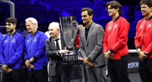 ATP > Julien Varlet répond à Alizé Lim sur le tournoi de Federer : « Il faut arrêter avec la Laver Cup. C&rsquo;est une très belle exhibition, organisée à coup de millions, point barre »