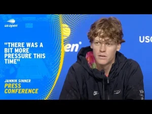 Conférence de presse de Jannik Sinner après sa victoire contre Taylor Fritz en finale de l&rsquo;US Open 2024.
