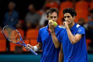 Édouard Roger-Vasselin et Pierre-Hugues Herbert battus, la France dominée par l&rsquo;Australie en Coupe Davis