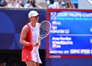 Iga Swiatek rejoint Ash Barty avec 121 semaines au sommet du classement