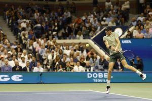 Jannik Sinner s&rsquo;impose logiquement contre Jack Draper en demi-finales de l&rsquo;US Open