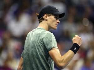 Sinner domine Medvedev et fonce vers le titre ! 