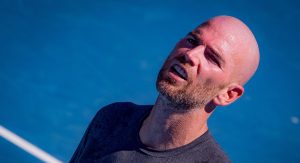 ATP – Rolex Paris Masters > Adrian Mannarino, vainqueur surprise de Tommy Paul : « Il y a tout le temps du brouhaha, je comprends que pour les adversaires, quand ils en ont plein la tête en fin de saison, que le match ne se déroule pas forcément comme ils l&rsquo;espéraient, avec un public qui pousse, ça doit bien mettre la tête sous l&rsquo;eau »