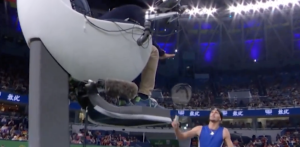 ATP – Shanghai, Vidéos > Après Tiafoe, au tour de Zverev de s&rsquo;en prendre à l&rsquo;arbitre : « Laisse-moi te dire quelque chose : vous êtes en train de bousiller tous les tournois cette année »