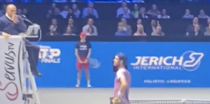 ATP – Vienne, Vidéos > Khachanov insulté en pleine finale face à Draper, le match interrompu avant l&rsquo;expulsion du spectateur
