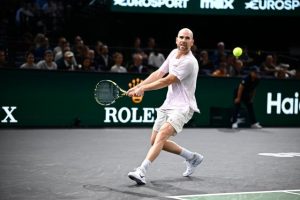 Adrian Mannarino cède contre Jordan Thompson en huitièmes du Rolex Paris Masters