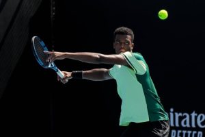 Après Fils, Mpetshi Perricard se qualifie en demi-finales à Bâle pour la première fois dans un ATP 500