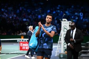 « C&rsquo;est moi qui dicte le ton du match », estime Mpetshi Perricard après sa victoire contre Tiafoe au Rolex Paris Masters