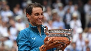 Faut-il rebaptiser le Court Central de Roland-Garros pour rendre hommage à Nadal? Les avis sont très tranchés