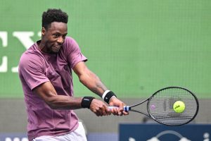 Humbert rejoint Monfils au 3e tour du Masters 1000 de Shanghai, Arthur Fils déjà éliminé après son titre