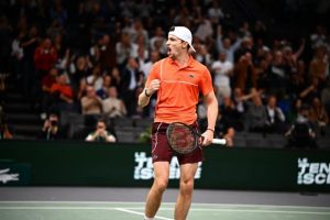 Humbert s&rsquo;offre Alcaraz en huitièmes de finale du Rolex Paris Masters