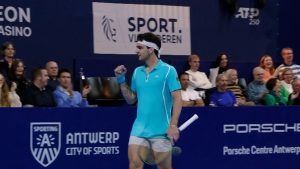 Il a mystifié Tsitsipas: le Brésilien Thiago Seyboth Wild sort un coup absolument magnifique à l&rsquo;ATP d&rsquo;Anvers