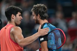 Masters 1000 de Shanghai: Alcaraz ne rejoindra pas Sinner en demi-finale