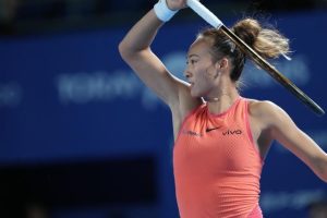 Qinwen Zheng et Sofia Kenin qualifiées en finale à Tokyo