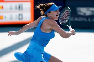 Simona Halep franchit le premier tour à Hong Kong en remportant son premier match en deux ans