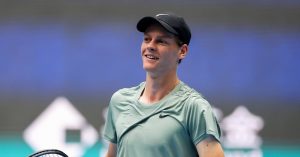 Tennis – ATP – Shanghai : Sinner peine mais gagne