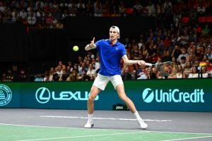 Ugo Humbert rejoint Gaël Monfils au troisième tour à Shanghai