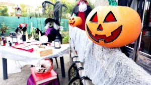 Un air d’Halloween sur les terrains de tennis