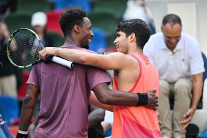 Vidéo. Tennis : Monfils a résisté avant de céder face Alcaraz en 8e de finale du Masters 1000 de Shanghai