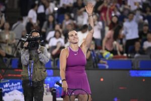 Zheng rejoint Sabalenka en finale pour un remake de la finale de l&rsquo;Open d&rsquo;Australie