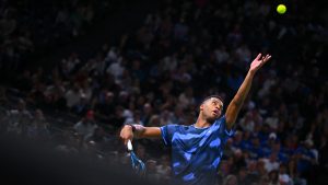 comment Giovanni Mpetshi Perricard, nouveau phénomène du tennis français, a perfectionné son redoutable service
